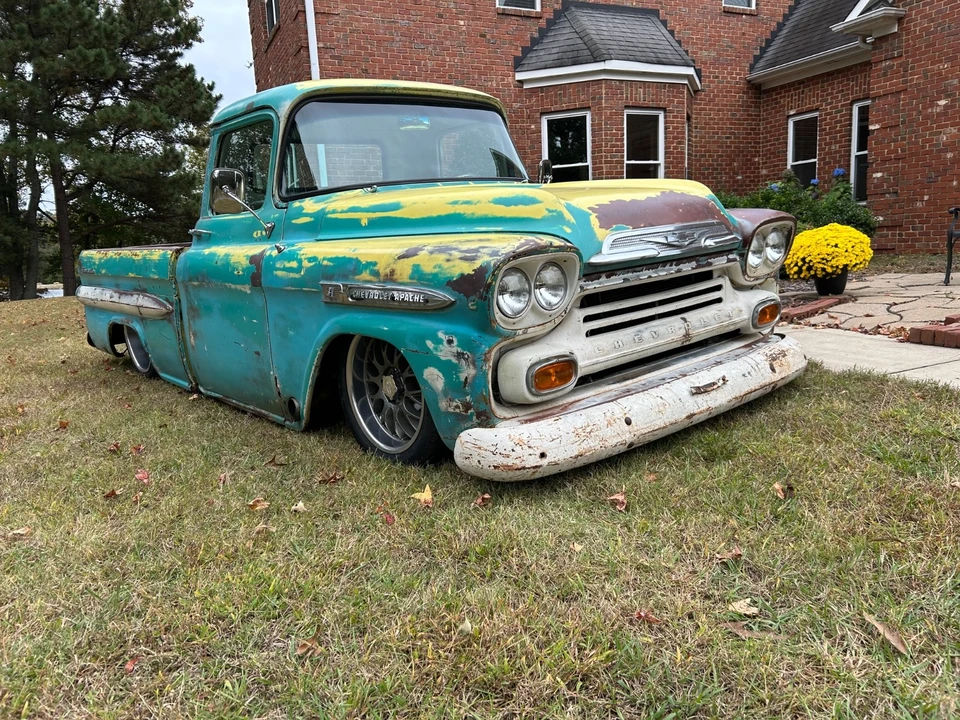 1959 Chevrolet Task Force - Image 12 of 21