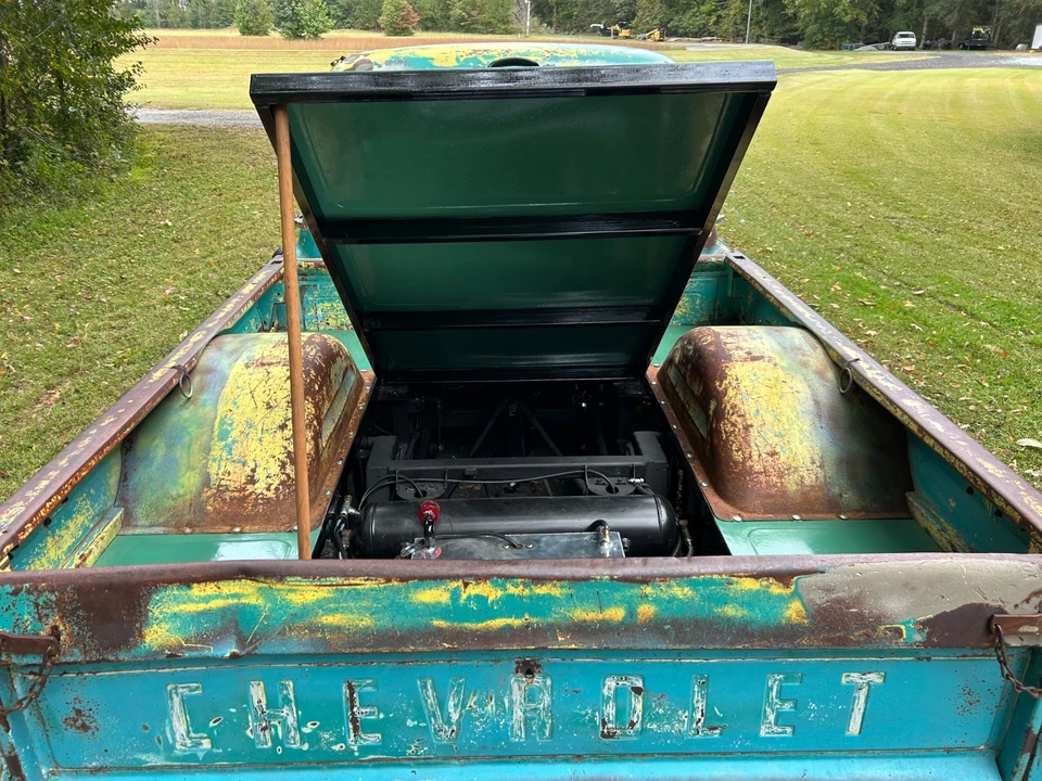 1959 Chevrolet Task Force - Image 17 of 21
