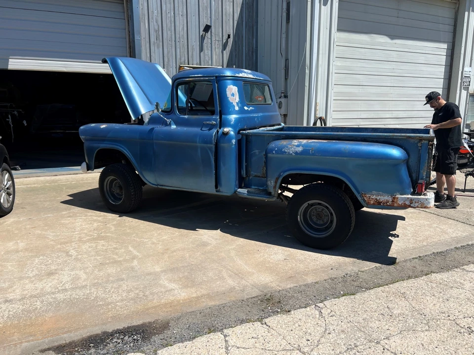 1959 Chevrolet Task Force - Image 13 of 31