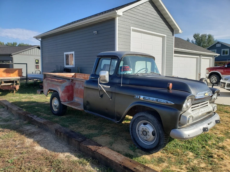 1959 Chevrolet Task Force - Image 2 of 14