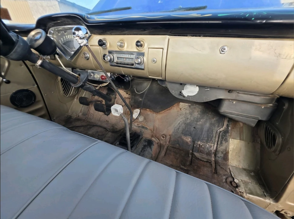 1959 Chevrolet Task Force - Image 9 of 31