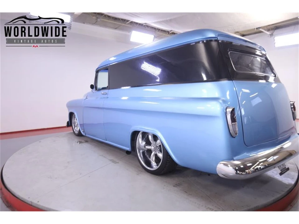1959 Chevrolet Task Force - Image 21 of 31