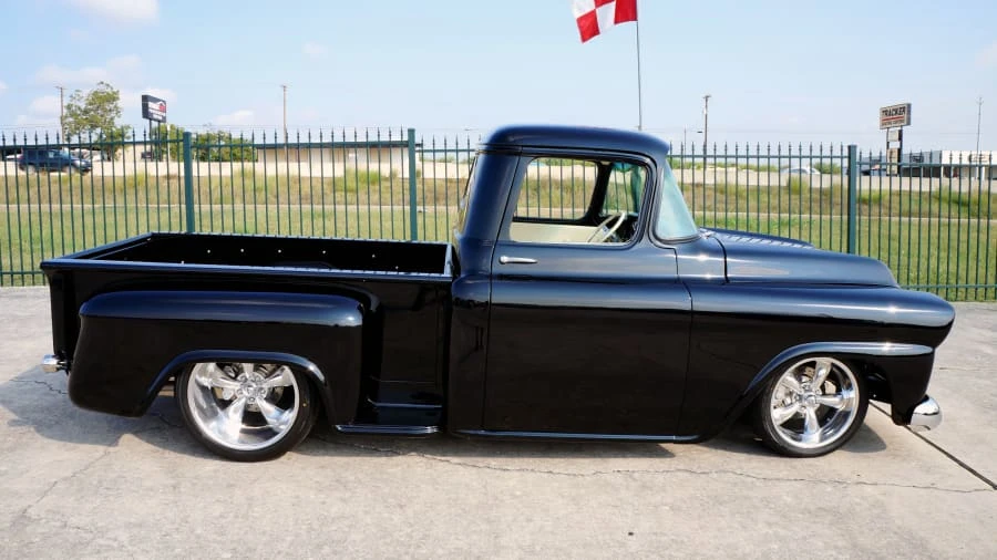 1959 Chevrolet Task Force - Image 2 of 8