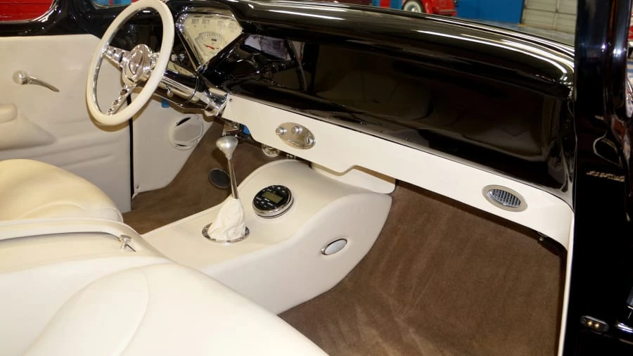 1959 Chevrolet Task Force - Image 5 of 8