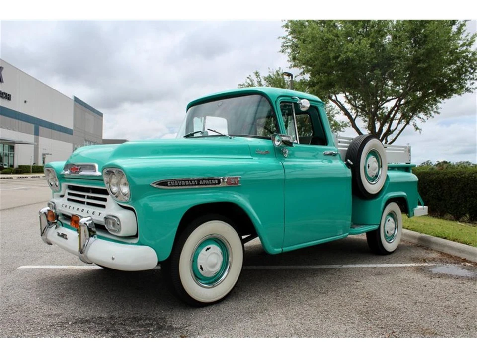 1959 Chevrolet Task Force - Image 7 of 31