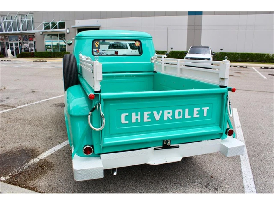1959 Chevrolet Task Force - Image 28 of 31