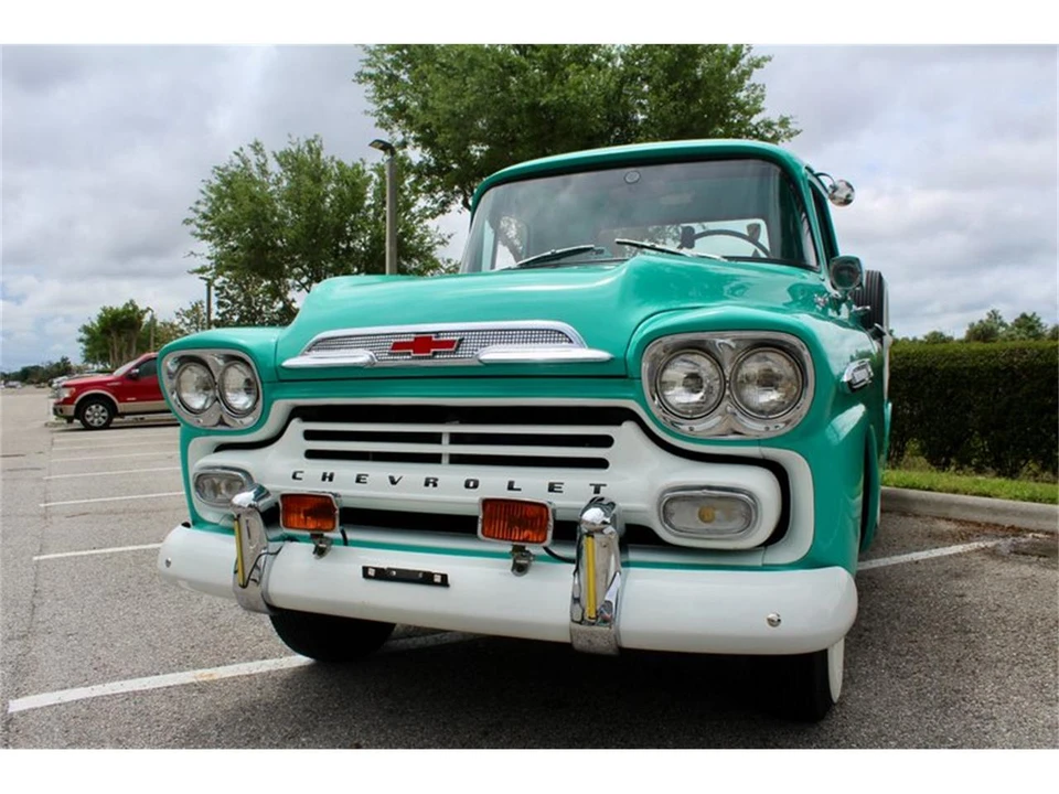 1959 Chevrolet Task Force - Image 6 of 31