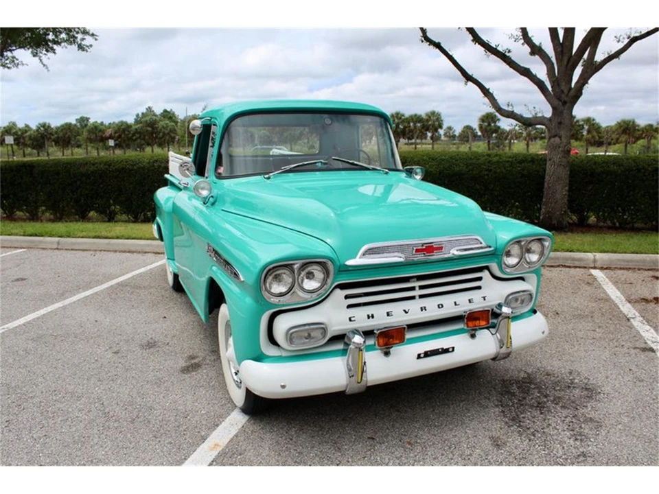 1959 Chevrolet Task Force - Image 21 of 31