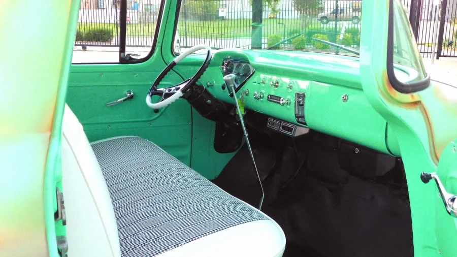 1959 Chevrolet Task Force - Image 6 of 11
