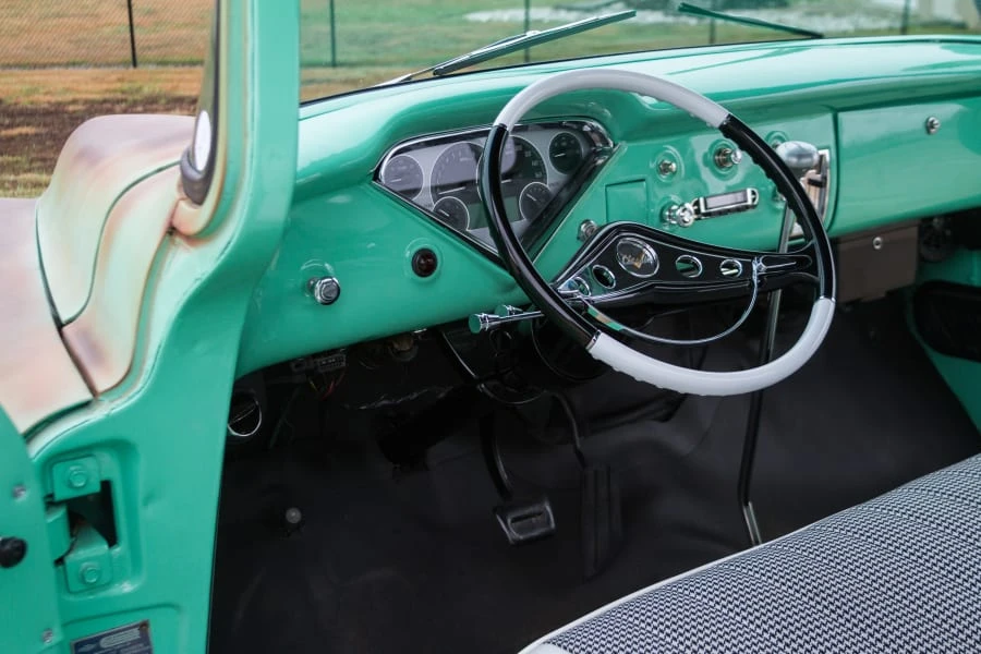 1959 Chevrolet Task Force - Image 4 of 12