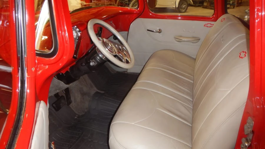 1959 Chevrolet Task Force - Image 4 of 7