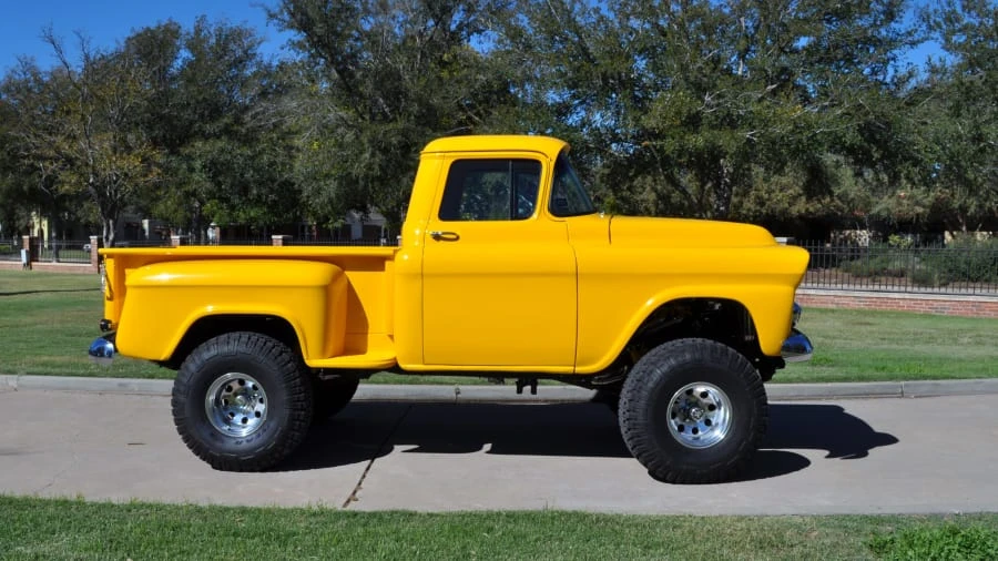 1959 Chevrolet Task Force - Image 2 of 9