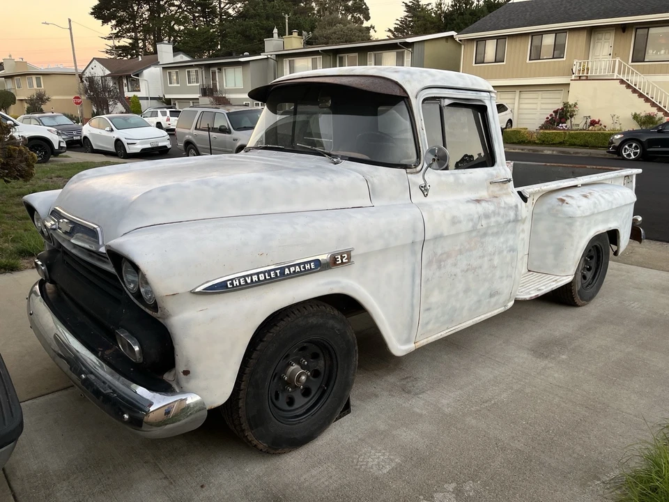 1959 Chevrolet Task Force - Image 7 of 21