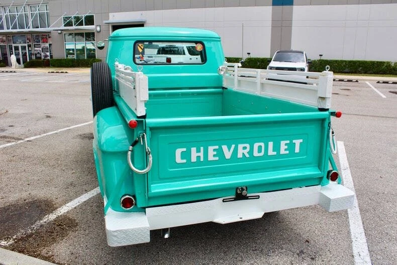 1959 Chevrolet Task Force - Image 28 of 31
