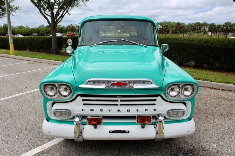 1959 Chevrolet Task Force - Image 22 of 31