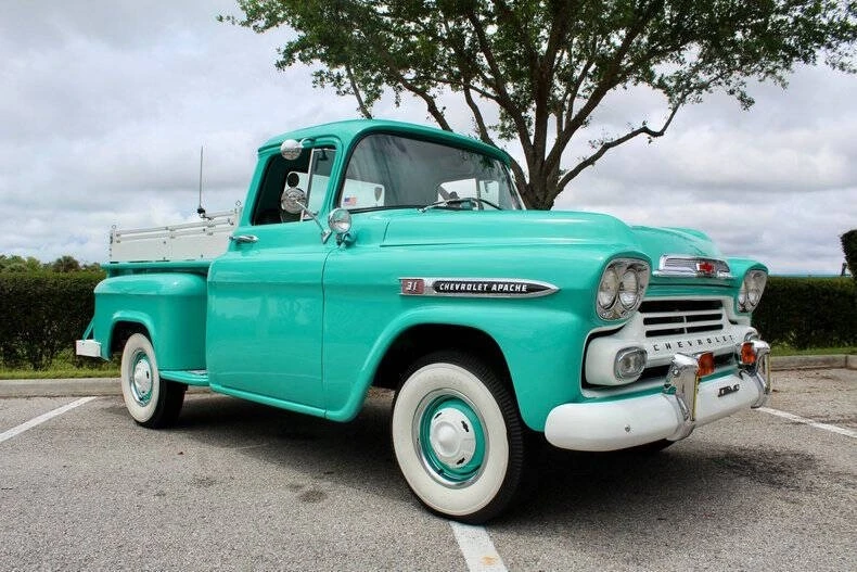 1959 Chevrolet Task Force - Image 4 of 31