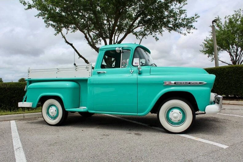 1959 Chevrolet Task Force - Image 3 of 31