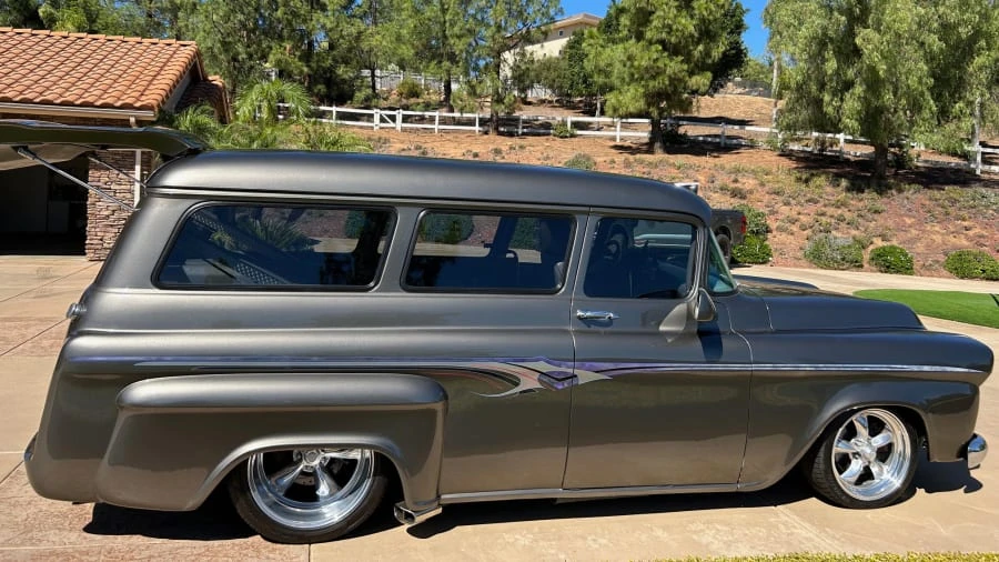 1959 Chevrolet Suburban 4th Gen - Image 3 of 24