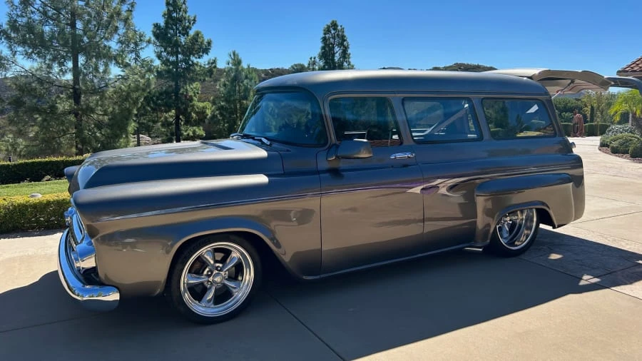 1959 Chevrolet Suburban 4th Gen - Image 2 of 24