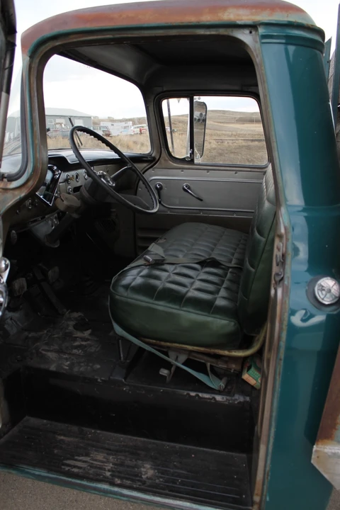 1959 Chevrolet Task Force - Image 14 of 21
