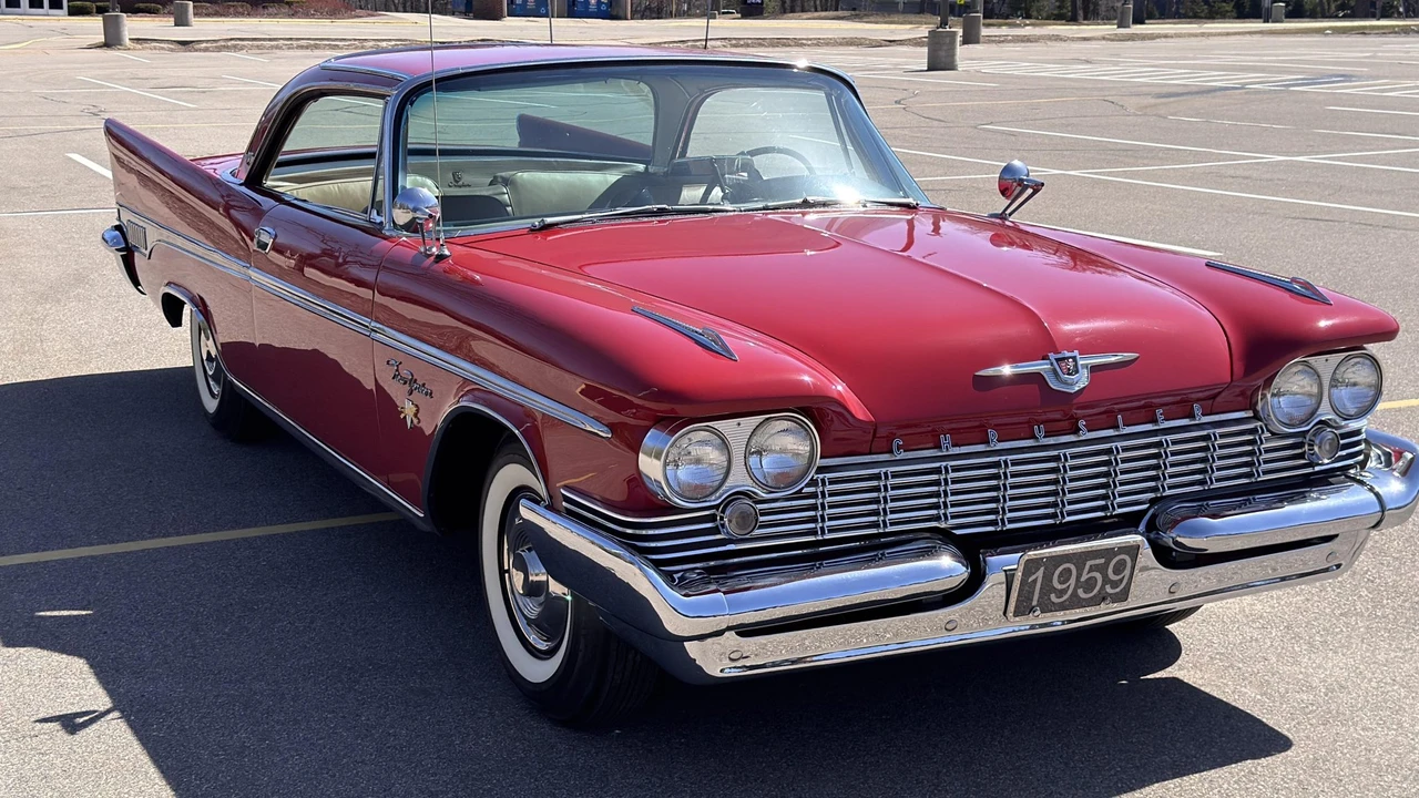1959 Chrysler New Yorker - Image 3 of 31