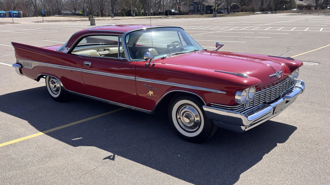 1959 Chrysler New Yorker - Image 19 of 31