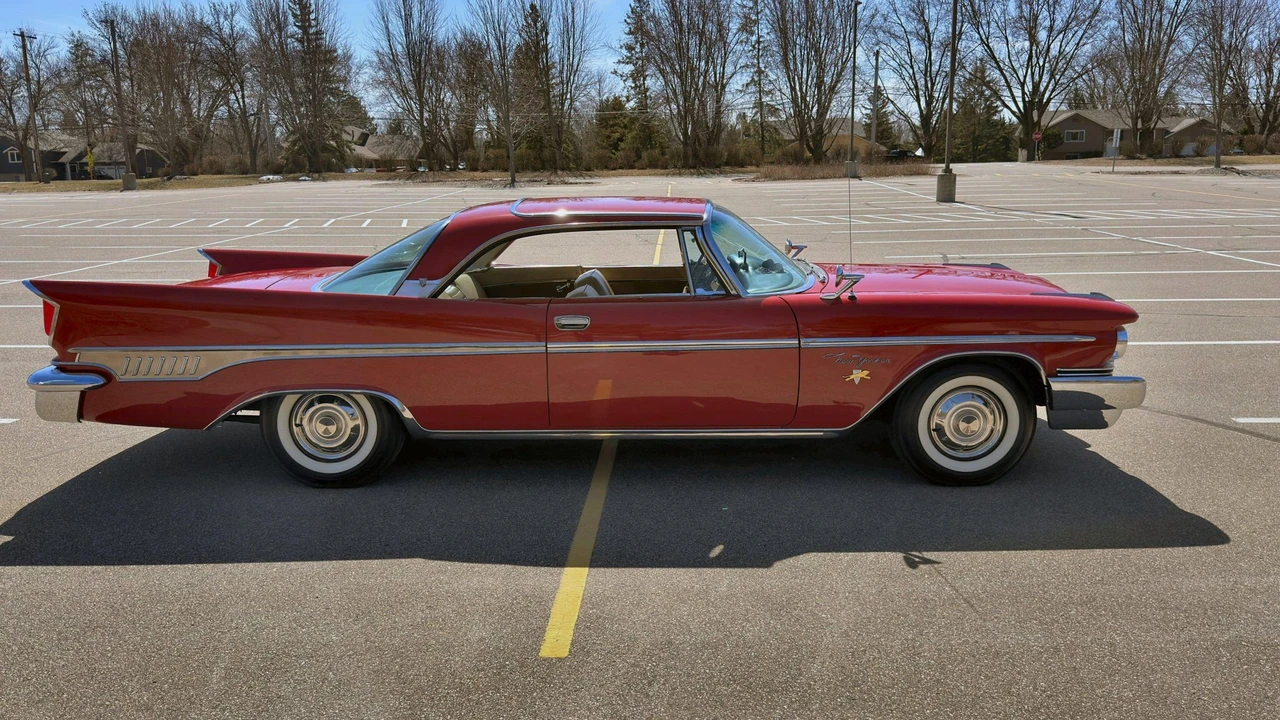 1959 Chrysler New Yorker - Image 17 of 31