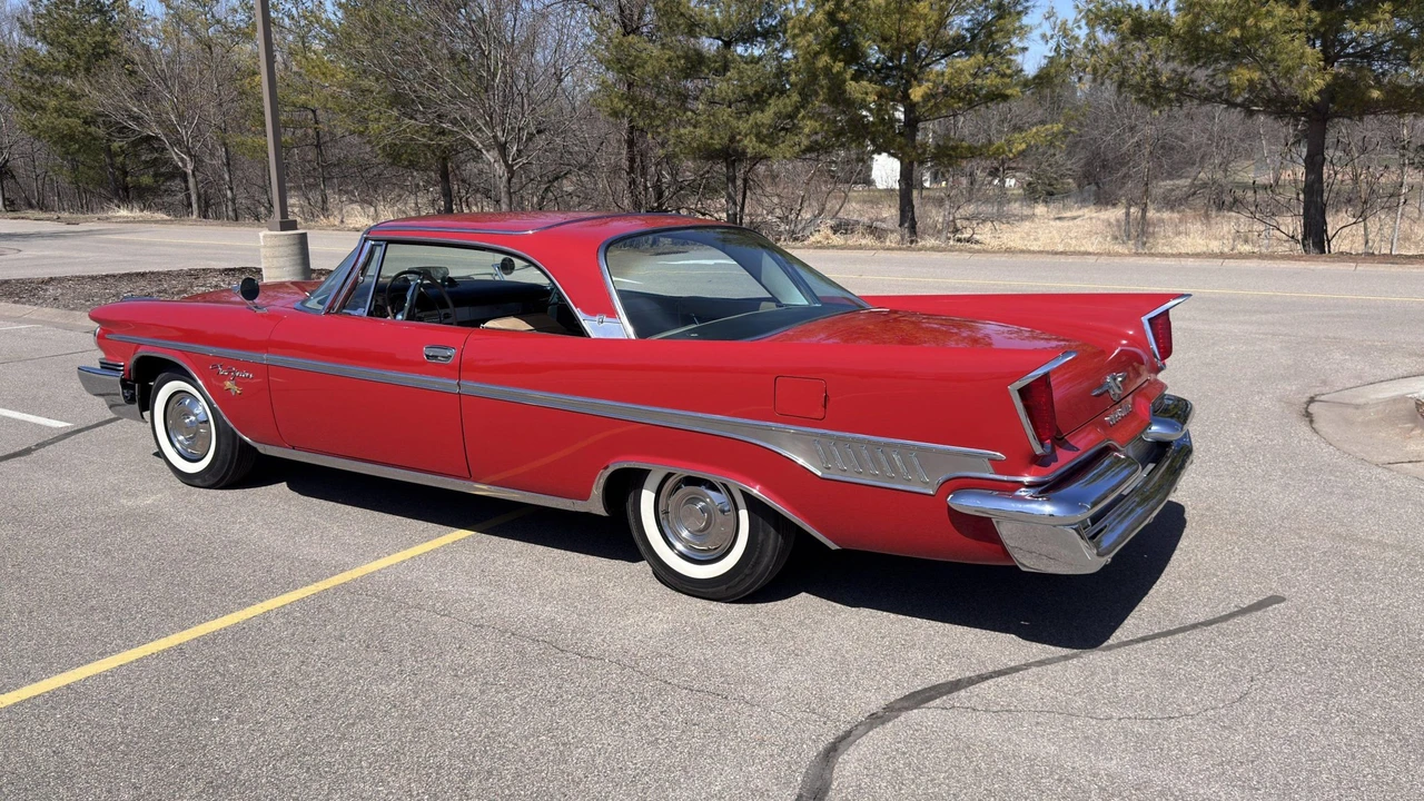 1959 Chrysler New Yorker - Image 8 of 31