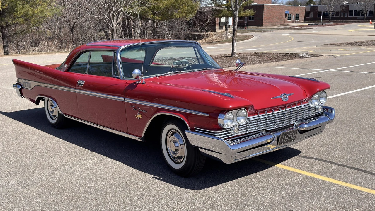 1959 Chrysler New Yorker - Image 2 of 31