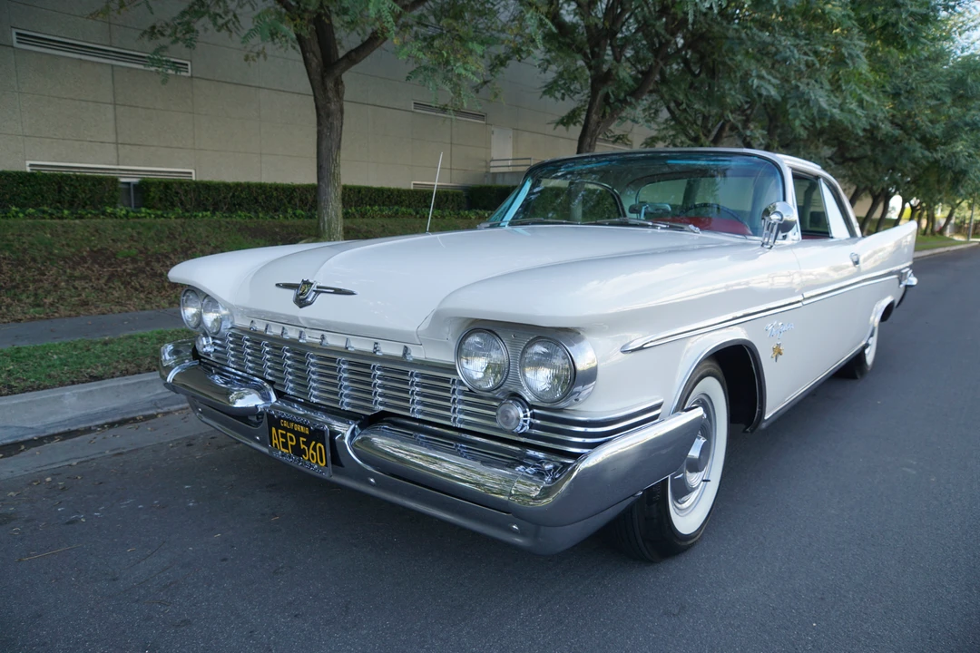 1959 Chrysler New Yorker - Image 2 of 31