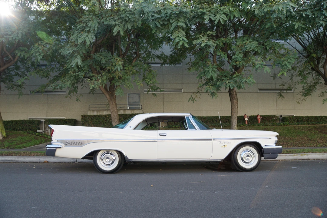 1959 Chrysler New Yorker - Image 19 of 31