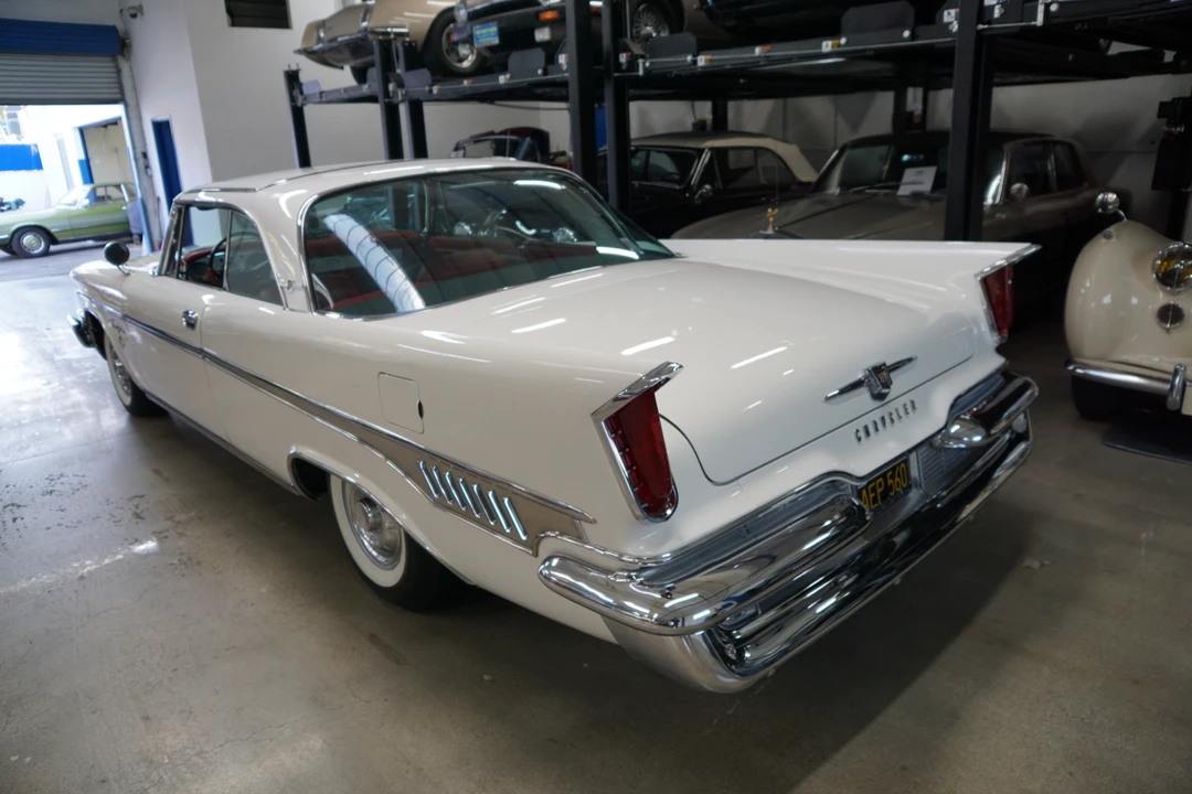 1959 Chrysler New Yorker - Image 30 of 31