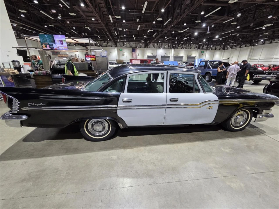 1959 Chrysler Windsor - Image 9 of 27