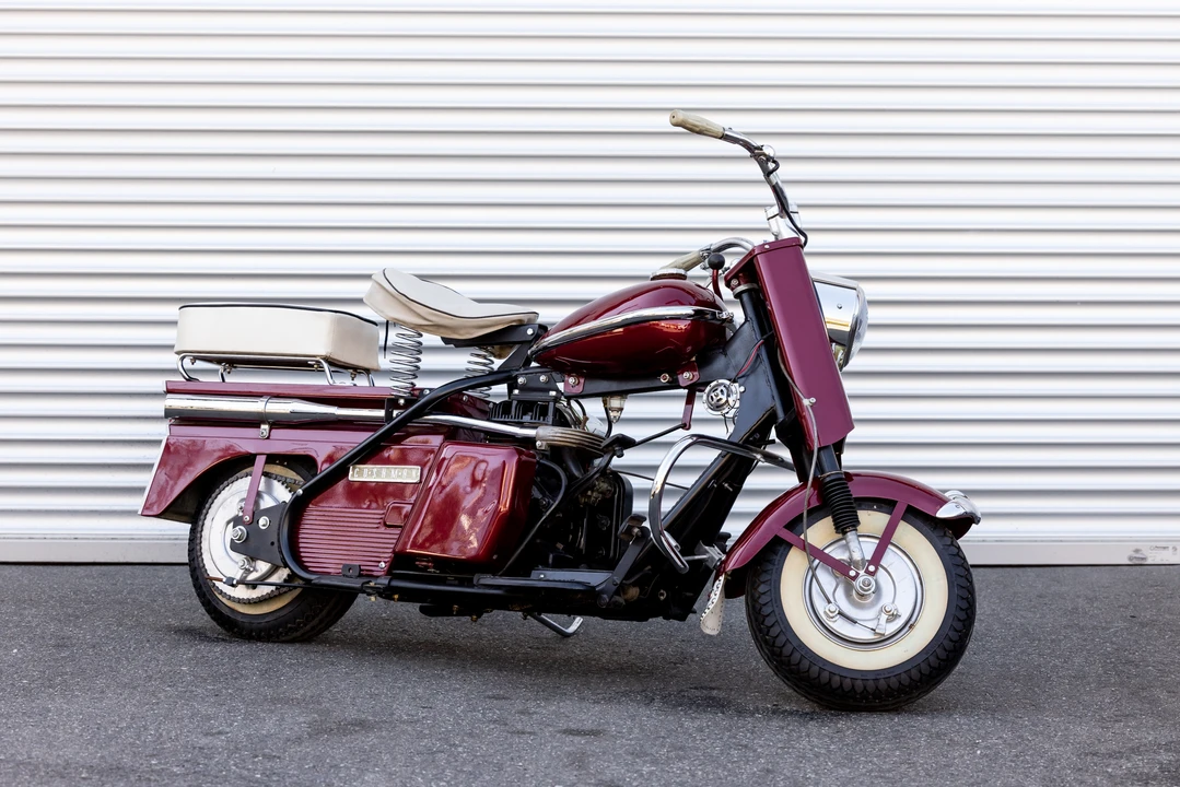 1959 Cushman Eagle - Image 2 of 31