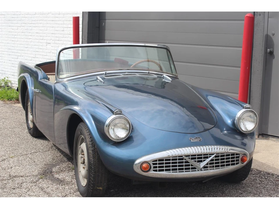 1959 Daimler SP250 - Image 2 of 31