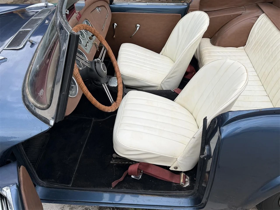 1959 Daimler SP250 - Image 13 of 31