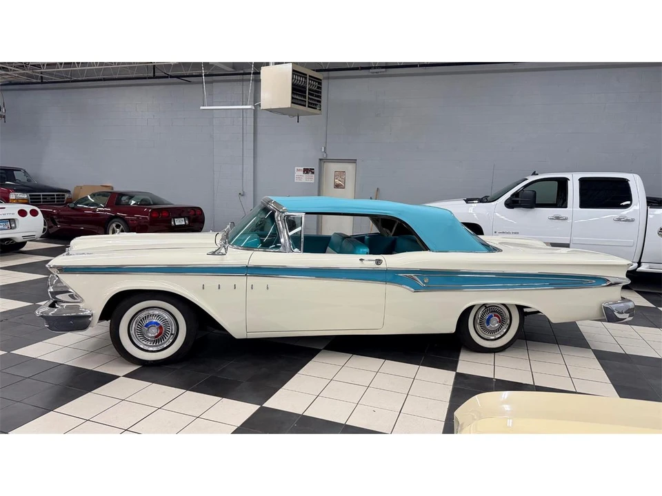 1959 Edsel Corsair - Image 4 of 31