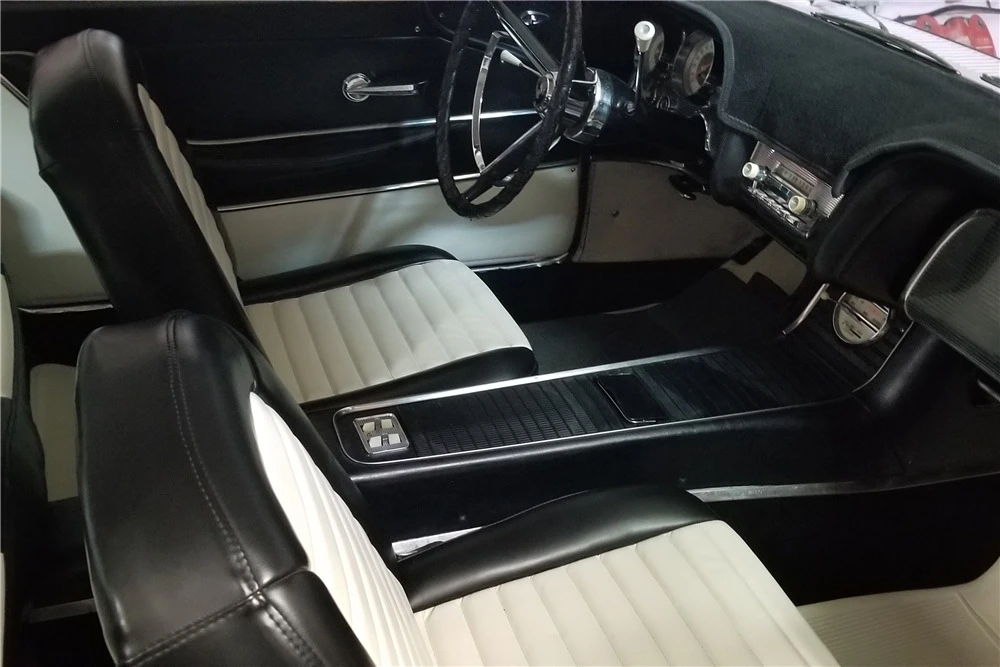 1959 Ford Thunderbird 2nd Gen - Image 4 of 4