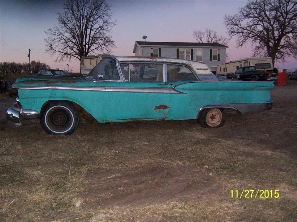 1959 Ford Galaxie 1st Gen - Image 4 of 14