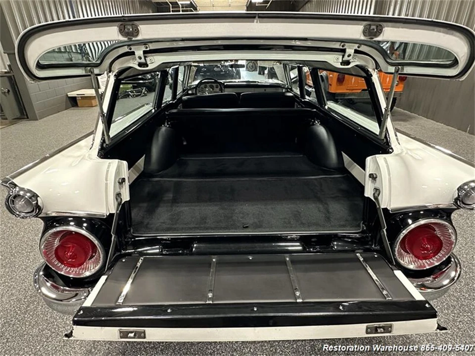1959 Ford Country Sedan - Image 18 of 20