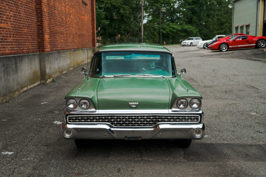 1959 Ford Country Squire - Image 2 of 31