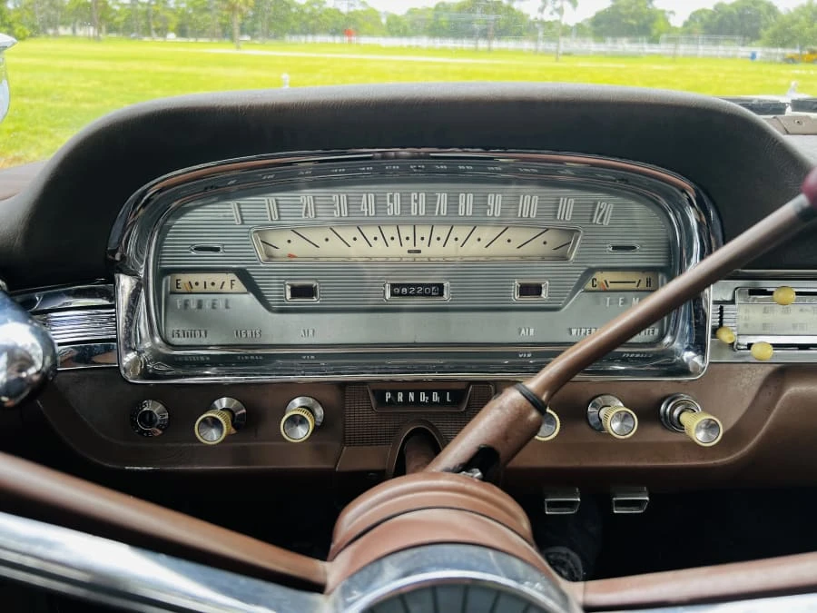 1959 Ford Country Squire - Image 9 of 18