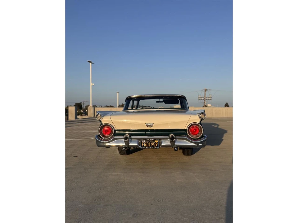 1959 Ford Customline - Image 9 of 19