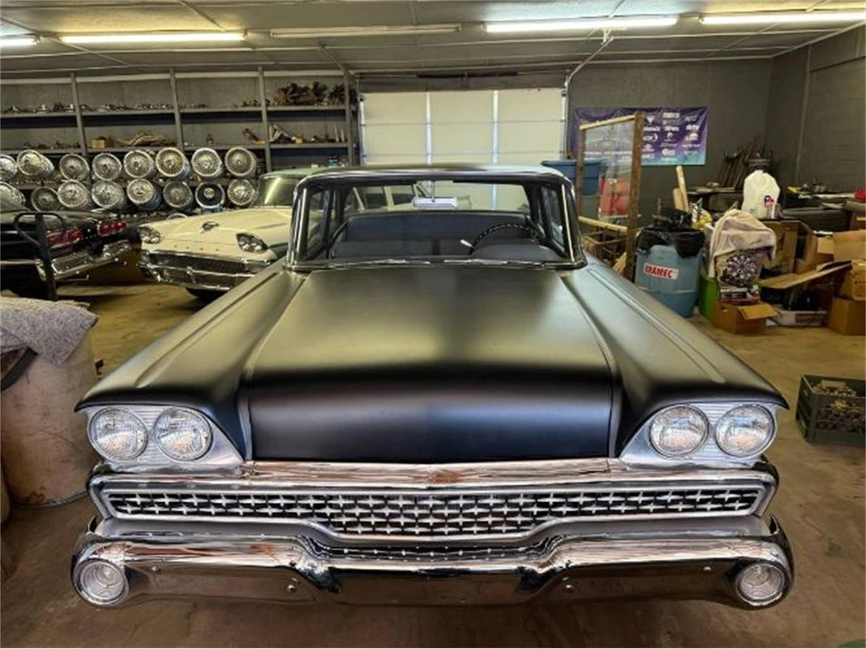 1959 Ford Customline - Image 13 of 14