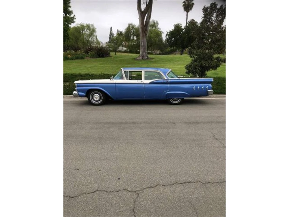 1959 Ford Customline - Image 6 of 8