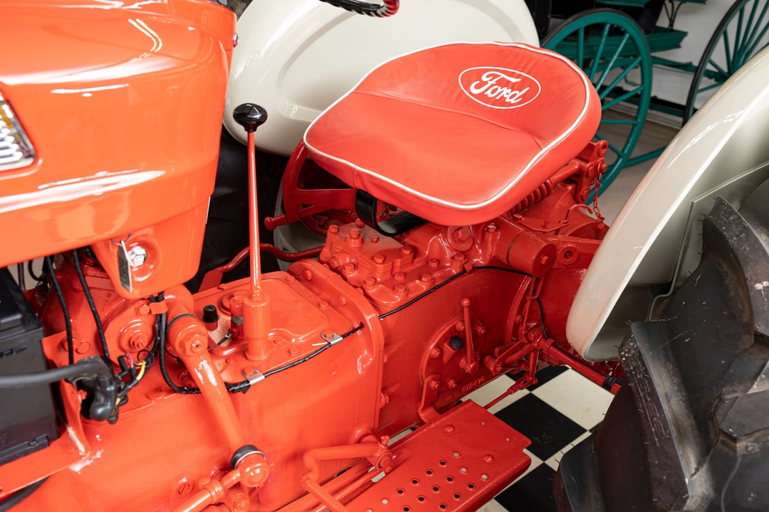 1959 Ford Tractor - Image 11 of 13