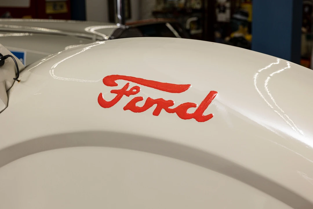 1959 Ford Tractor - Image 4 of 13