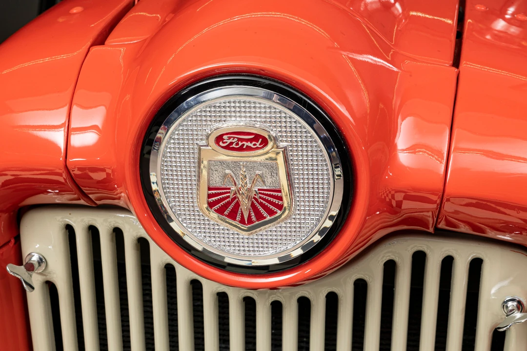 1959 Ford Tractor - Image 2 of 13