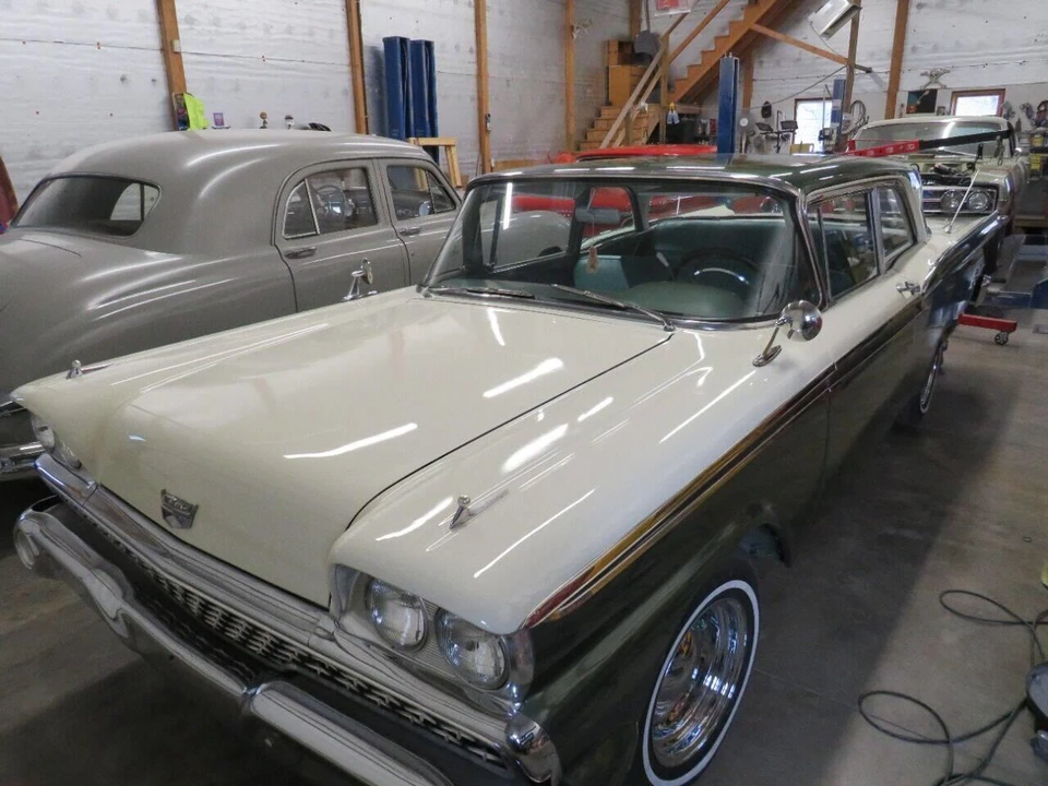 1959 Ford Fairlane 2nd Gen - Image 11 of 31