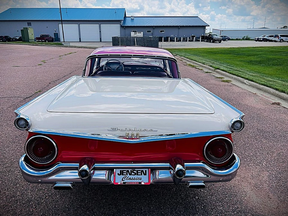 1959 Ford Galaxie 1st Gen - Image 24 of 31